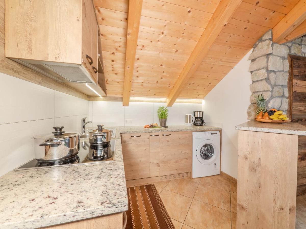 Ciasa Raut Apartment La Valle Bagian luar foto