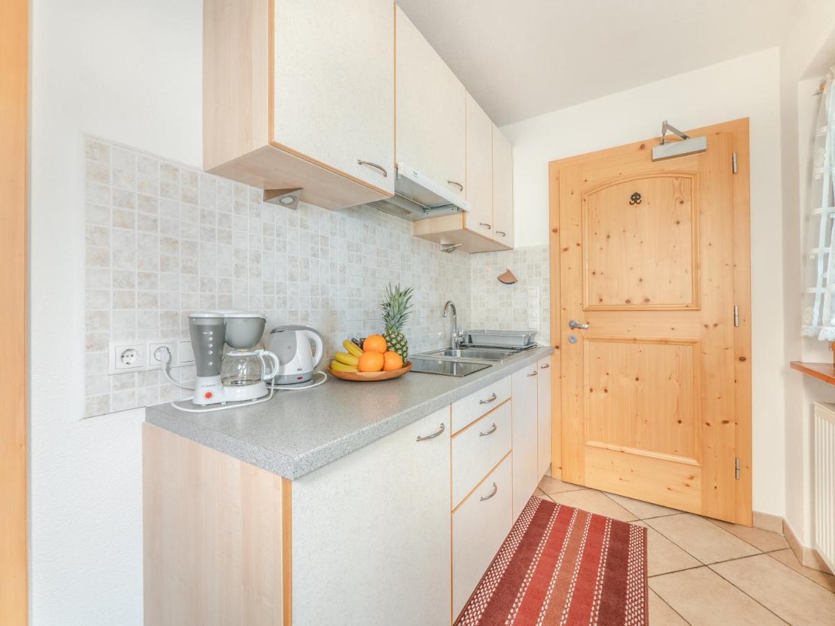 Ciasa Raut Apartment La Valle Bagian luar foto